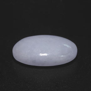 11.83カラットの天然ラベンダーヒスイ輝石（ジェダイト）（18.9×11.5 mm・オーバルカット）