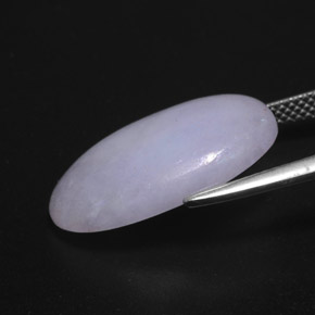 12.14カラットの天然ラベンダージェダイト、オーバルカット、オペーク