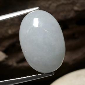 12.42カラットの天然パステルグリーンジェダイト、オーバルカット、半透明