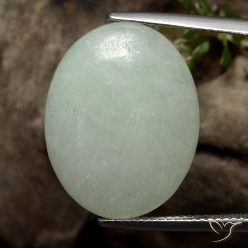 16.54ct 天然 ウォームグリーン ジェダイト, 楕円形, 半透明