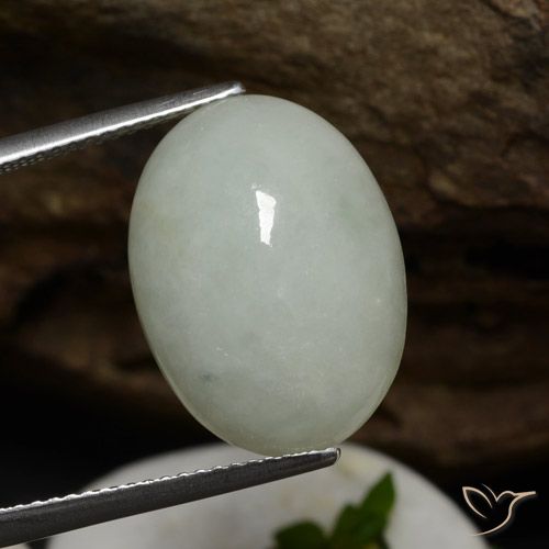 11.67ct 天然 ミディアムグリーン ジェダイト, 楕円形, 半透明