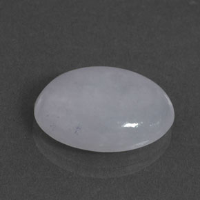 11.27カラットの天然ラベンダーヒスイ輝石（ジェダイト）（17.7×13 mm・オーバルカット）