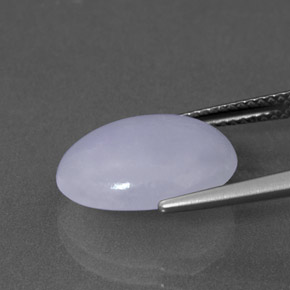 6.94カラットの天然ラベンダージェダイト、オーバルカット、オペーク