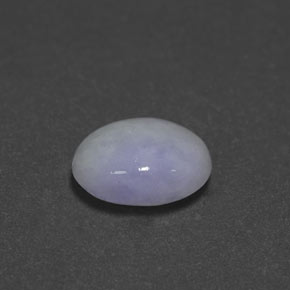 2.55カラットの天然ラベンダーヒスイ輝石（ジェダイト）（10×8 mm・オーバルカット）