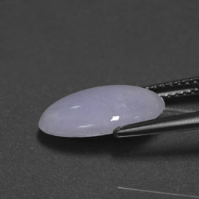 3.51カラットの天然ラベンダージェダイト、オーバルカット、オペーク