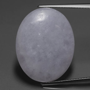 20.64カラットの天然ラベンダーヒスイ輝石（ジェダイト）（23.1×18.3 mm・オーバルカット）