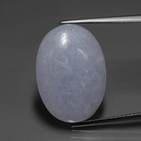 14.80カラットの天然ラベンダーヒスイ輝石（ジェダイト）（20.2×14.4 mm・オーバルカット）