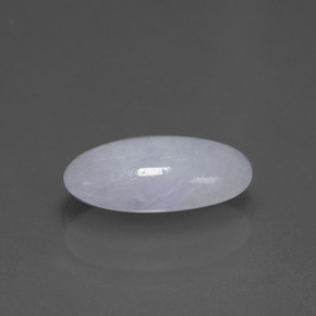 2.81カラットの天然ラベンダーヒスイ輝石（ジェダイト）（12.8×7 mm・オーバルカット）