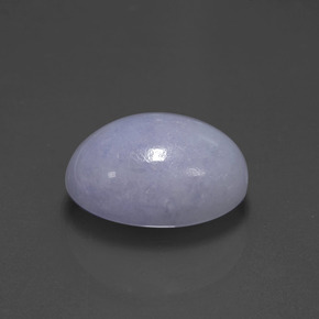 7.41カラットの天然ラベンダーヒスイ輝石（ジェダイト）（13.3×9.8 mm・オーバルカット）