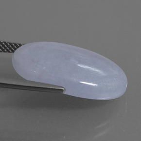 14.80カラットの天然ラベンダージェダイト、オーバルカット、半透明
