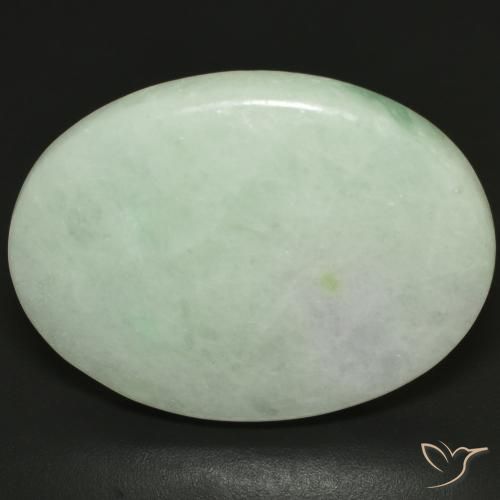 35.14カラットの天然灰色がかった緑ヒスイ輝石（ジェダイト）（28.5×22.1 mm・オーバルカット）