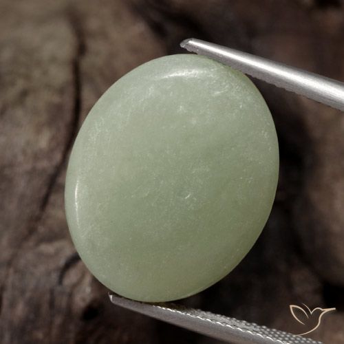 13.32ct 天然 オリーブグリーン ジェダイト, 楕円形, 半透明