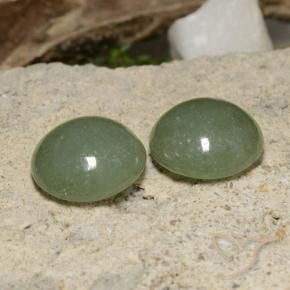 Shop natural 13.90ct 茶色がかったグリーン ジェダイト gems, ラウンド, from ミャンマー at GemSelect. In stock, global shipping!