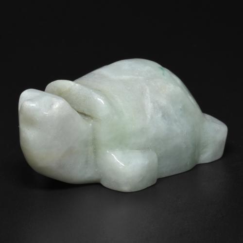 117.18カラットの天然灰色がかった緑ヒスイ輝石（ジェダイト）（34.5×24.3 mm・ファンシーシェイプ）