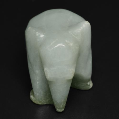 68.64カラットの天然ミディアムグリーンジェダイト、ファンシーシェイプ、オペーク