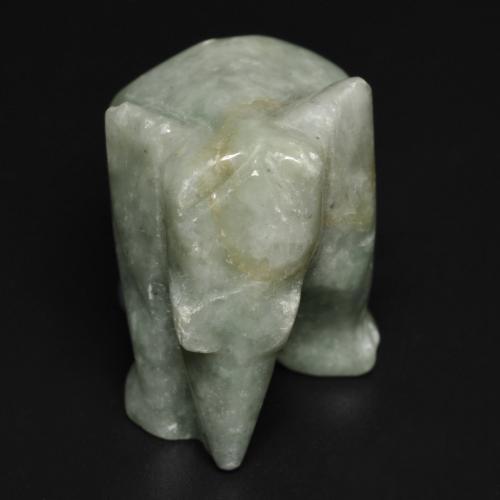 64.53カラットの天然ミディアムグリーンヒスイ輝石（ジェダイト）（26.2×15.4 mm・ファンシーシェイプ）