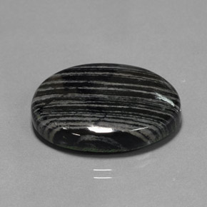 35.24カラットの天然マルチカラー碧玉、オーバルカット、オペーク