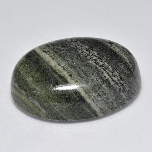 41.73カラットの天然マルチカラージャスパー（26.3×20.4 mm・オーバルカット）