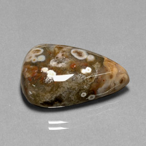 20.99カラットの天然マルチカラージャスパー（23.8×15.2 mm・洋梨の形）