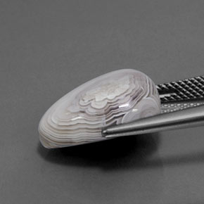 10.91カラットの天然マルチカラー碧玉、洋梨の形、オペーク