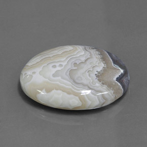 21.45カラットの天然マルチカラージャスパー、オーバルカット、オペーク