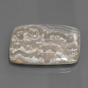 36.35カラットの天然マルチカラー碧玉、バゲット、オペーク