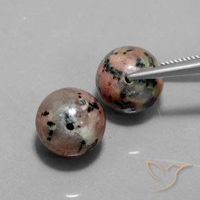 Shop natural 25.94ct マルチカラー 碧玉 gems, スフェア / ボール, from インド at GemSelect. In stock, global shipping!
