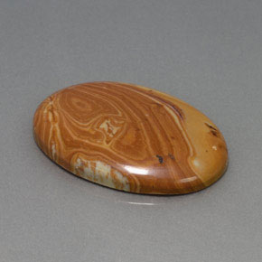 20.59カラットの天然マルチカラー碧玉、オーバルカット、オペーク