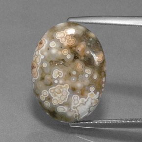 7.50カラットの天然マルチカラージャスパー、オーバルカット、オペーク