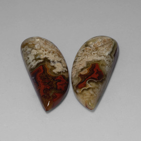 カラットの天然マルチカラージャスパー（36.2×12.9 mm・ファンシーシェイプ）