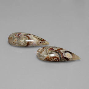 カラットの天然マルチカラージャスパー（25×10.1 mm・洋梨の形）