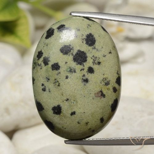 28.20ct 天然 マルチカラー 碧玉, 楕円形, オペーク
