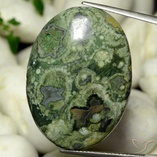 30.18ct 天然 マルチカラー 碧玉, 楕円形, オペーク