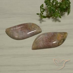 Shop natural 28.77ct マルチカラー 碧玉 gems, ファンシー, from インドネシア at GemSelect. In stock, global shipping!