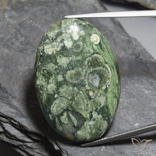 38.32ct 天然 マルチカラー 碧玉, 楕円形, オペーク