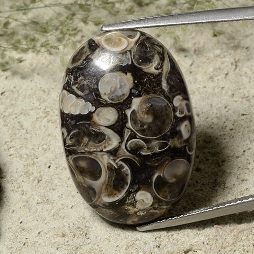 29.80ct 天然 マルチカラー 碧玉, 楕円形, オペーク