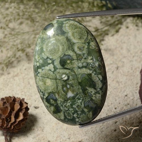 33.81ct 天然 マルチカラー 碧玉, 楕円形, オペーク