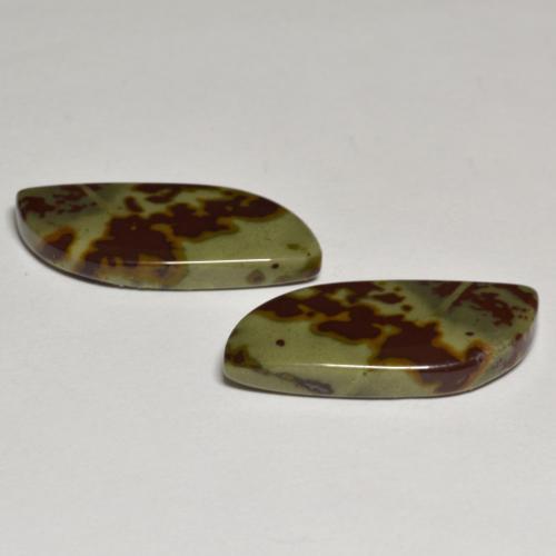 16.50カラットの天然マルチカラージャスパー（23.7×11.1 mm・ファンシーシェイプ）