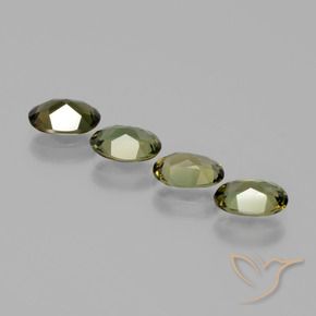 Shop natural 2.11ct 緑ががかったブラウン 穀物ルピン gems, 楕円形, from スリランカ at GemSelect. In stock, global shipping!