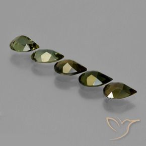 Shop natural 2.34ct ダークグリーン 穀物ルピン gems, 洋梨の形, from スリランカ at GemSelect. In stock, global shipping!