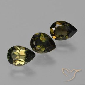 Shop natural 2.63ct 緑ががかったブラウン 穀物ルピン gems, 洋梨の形, from スリランカ at GemSelect. In stock, global shipping!