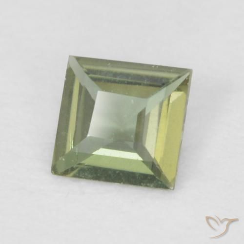 0.13カラットの天然Medium Dark-Green穀物ルピン、四角形、VVS