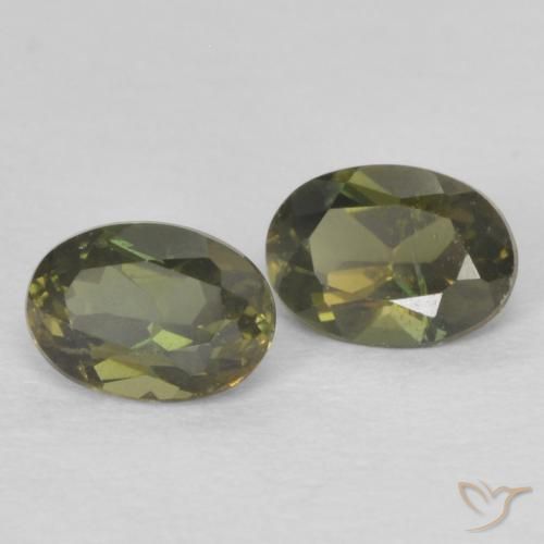 Shop natural 0.50ct 茶色がかったグリーン 穀物ルピン gems, 楕円形, from スリランカ at GemSelect. In stock, global shipping!