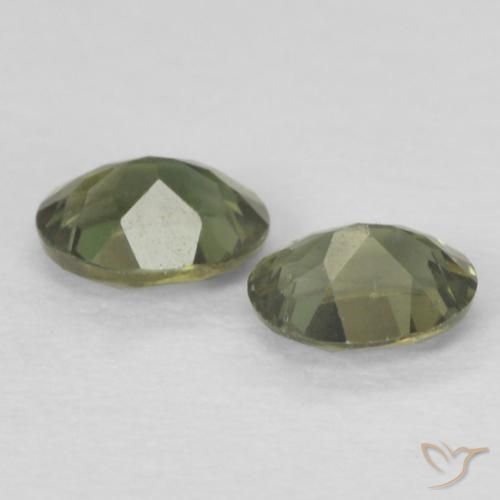 Shop natural 0.37ct Medium Dark-Green 穀物ルピン gems, 楕円形, from スリランカ at GemSelect. In stock, global shipping!