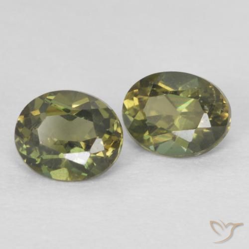 Shop natural 0.50ct 黄みがかったグリーン コーネルピン gems, 楕円形, from スリランカ at GemSelect. In stock, global shipping!