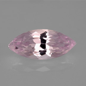 6.61カラットの天然ピンククンツァイト（18.2×8.2 mm・マーキス）