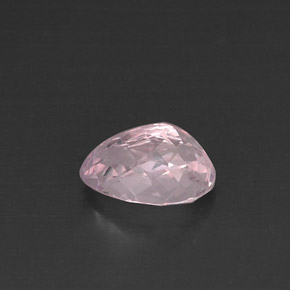 4.00カラットの天然ピンククンツァイト（11.5×8 mm・洋梨の形）