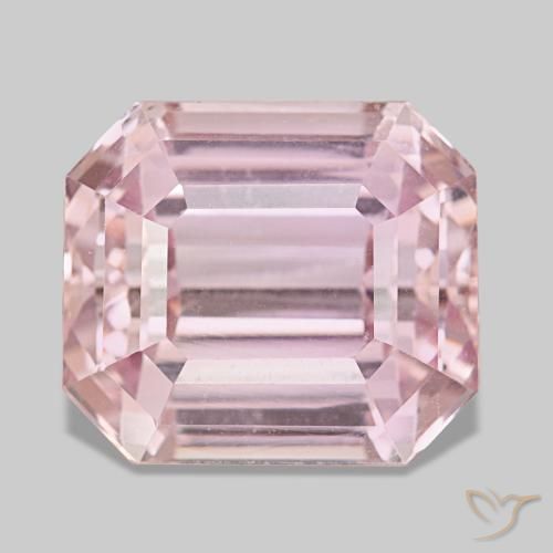 34.25カラットの天然Medium Light-Pinkクンツァイト（18.4×16 mm・エメラルドカット）