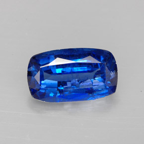 3.55カラットの天然ブルーカイヤナイト（11.6×7 mm・クッションカット）