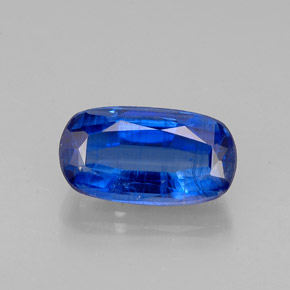 1.80カラットの天然ブルーカイヤナイト（9.5×5.2 mm・クッションカット）